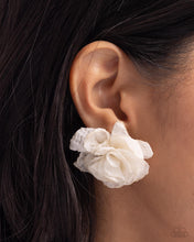 Load image into Gallery viewer, Tulle Twist - White Earrings