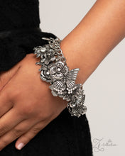 Load image into Gallery viewer, Intentional Impression - Silver Zi Bracelet