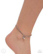Load image into Gallery viewer, Conch Comeback - White Anklet