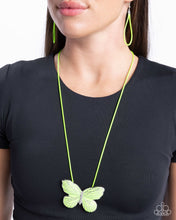 Load image into Gallery viewer, Fluttering Fervor - Green Necklace
