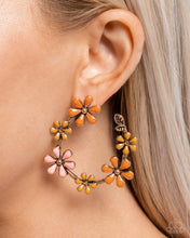 Load image into Gallery viewer, Wreathed Welcome - Gold Earrings