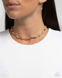 Pronged Pageantry - Gold Necklace