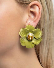 Load image into Gallery viewer, Organic Growth - Green Earrings