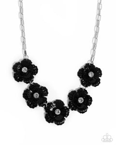 Flower Chain - Black Necklace