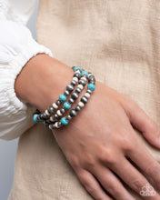Load image into Gallery viewer, Complete Look - Blue and White Navajo Pearls - Necklace and Bracelet