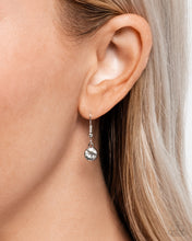 Load image into Gallery viewer, Sneaker Shimmer - White Necklace