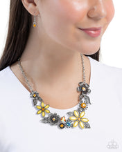 Load image into Gallery viewer, GARDEN My Sparkle - Yellow Necklace