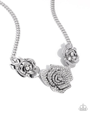 Bouquet Beacon - White Necklace