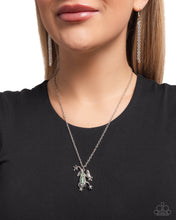 Load image into Gallery viewer, Flashy Tree Frog - Green Necklace
