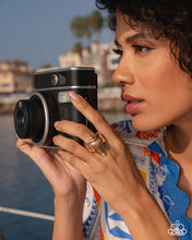 Load image into Gallery viewer, California Conch - Gold Ring