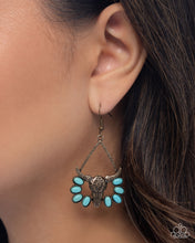 Load image into Gallery viewer, Western Whirlwind - Brass Earrings