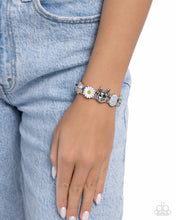 Load image into Gallery viewer, Eager Easter - Multi Stretchy Bracelet