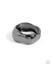 Load image into Gallery viewer, Curved Confident -Black Bracelet