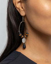 Load image into Gallery viewer, Suspended Santa Fe -Black Earrings