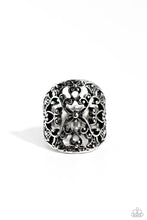 Load image into Gallery viewer, Transfixed Treasure - Silver Ring