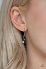 Load image into Gallery viewer, Leading Socialite - Black