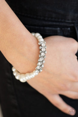 Traffic-Stopping Sparkle - White Bracelet