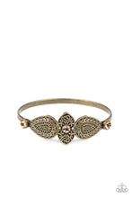 Load image into Gallery viewer, Flourishing Fashion - Brass Bracelet