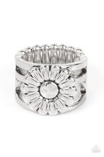 Load image into Gallery viewer, Roadside Daisies - Silver