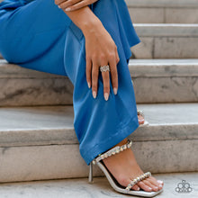 Load image into Gallery viewer, Sizzling Shimmer - Multi